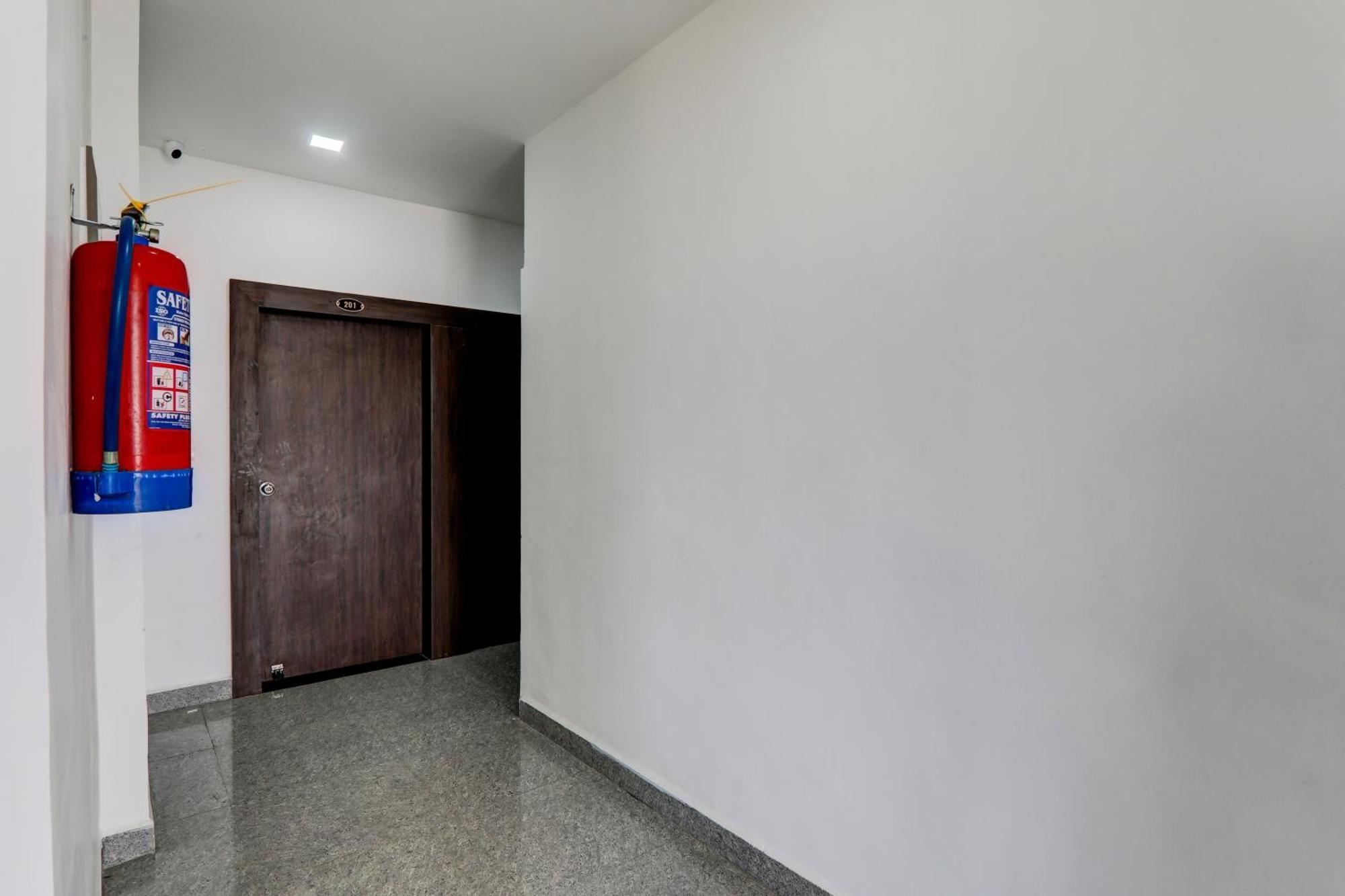 Super Hotel O Flagship Hotel Mk Palace Lucknow Extérieur photo